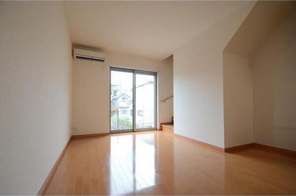 メレン湘南 リビング