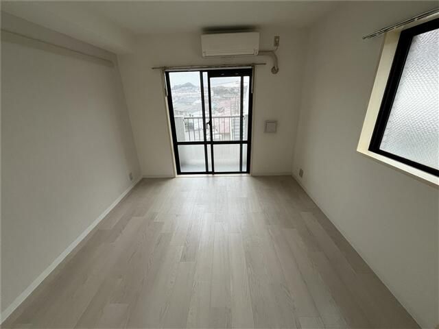 クリオ本郷台壱番館 リビング