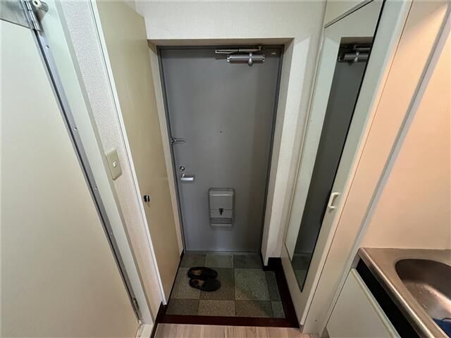 クリオ本郷台壱番館 玄関