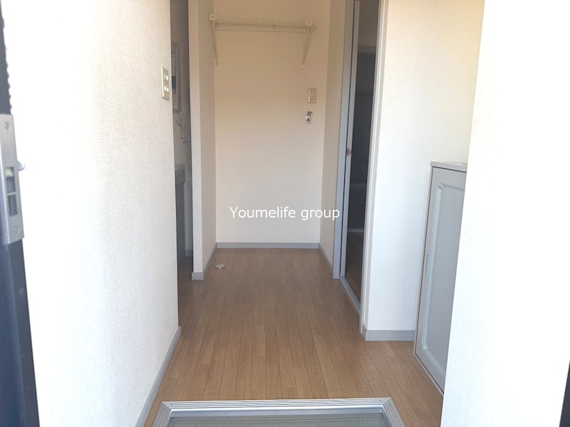 シャトレ妻田 玄関