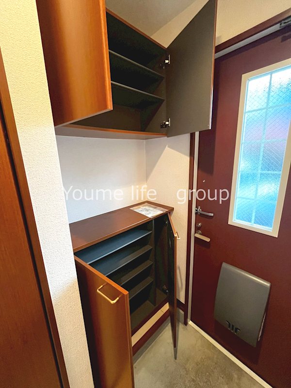 メゾンプレアデス　E棟 玄関