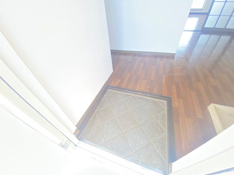 エステート・フジ  玄関