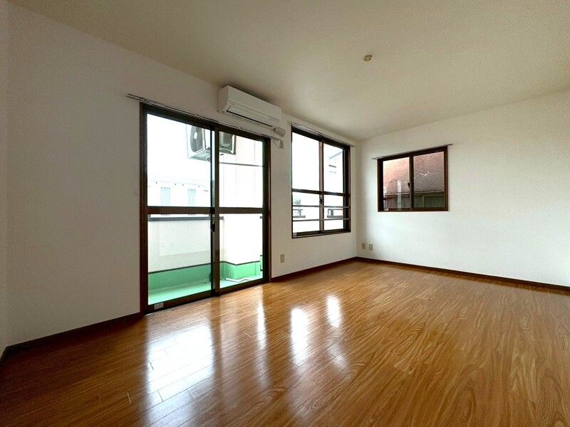 サクセス湘南八重咲ビル ベッドルーム