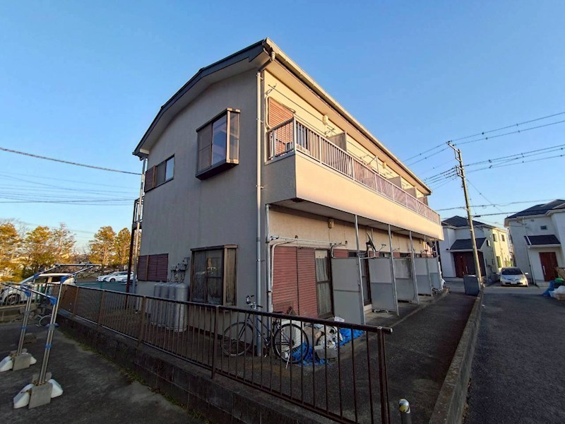 伊勢原市白根アパート 203号室 外観