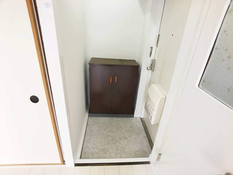 ビレッジハウス三田3号棟 玄関