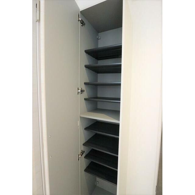 ＲＩＺＥＳＴ　平塚 玄関