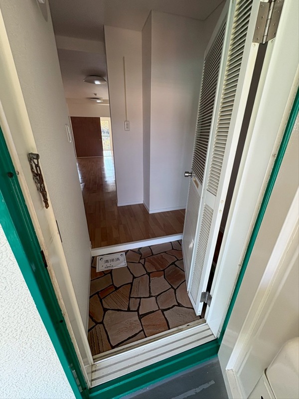 大船コーポピアネーズ 玄関