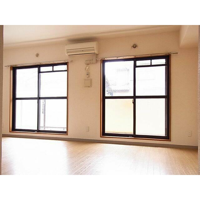 シャラ原宿五番館 リビング