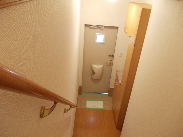 ブルンネン・ハオス 玄関