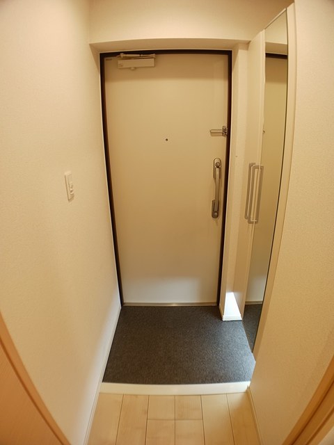 ユトリナ湘南　Ａ 玄関