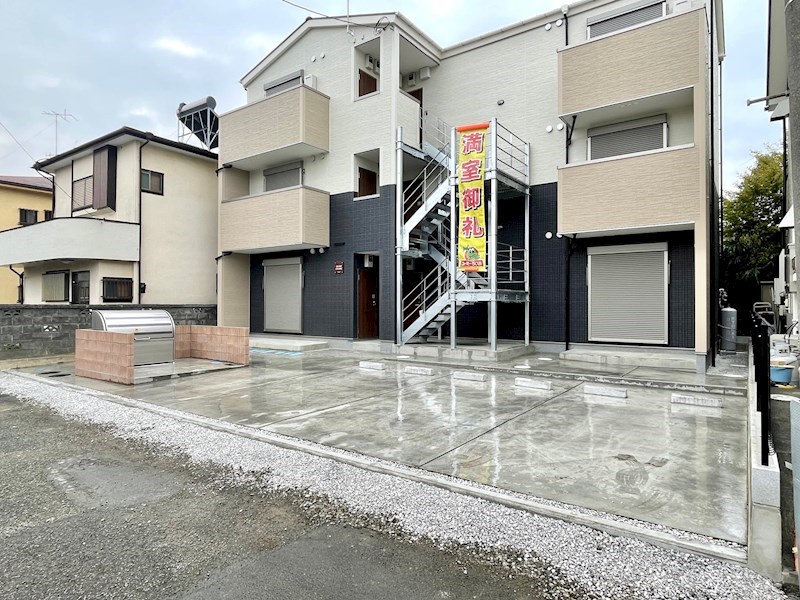 GRAND COLLINE(グラン コリーヌ) 302号室 外観