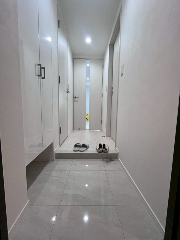 ケインズ湘南Ⅱ 玄関