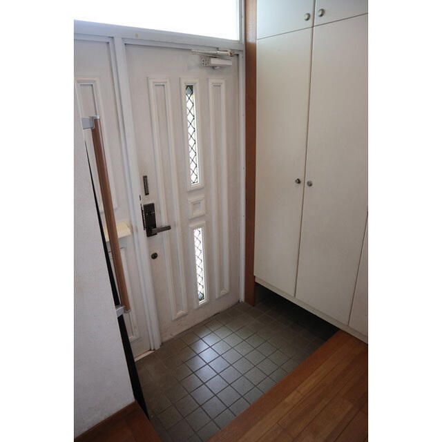 平塚市横内住宅（０２１２８３） 玄関