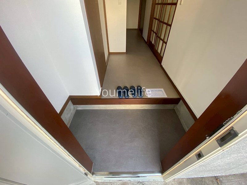 第２ロイヤルコーポ 玄関