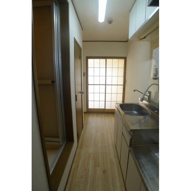 第二サフランハイツ 玄関