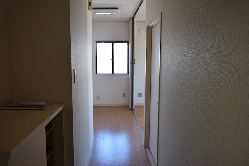 シャトー巽 玄関