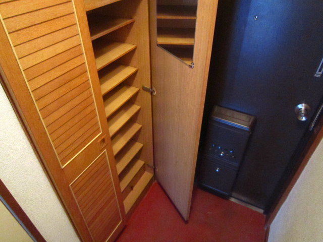 コーポ南町 玄関