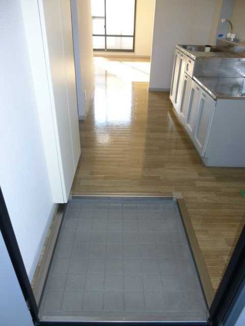 セゾンキタカド 玄関