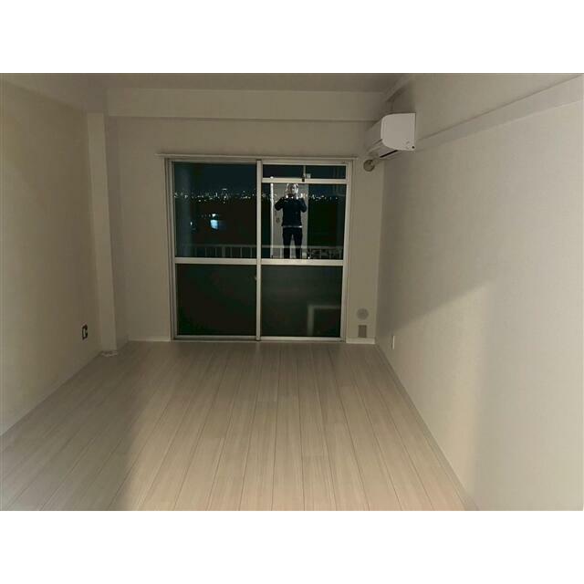 金子ビル リビング