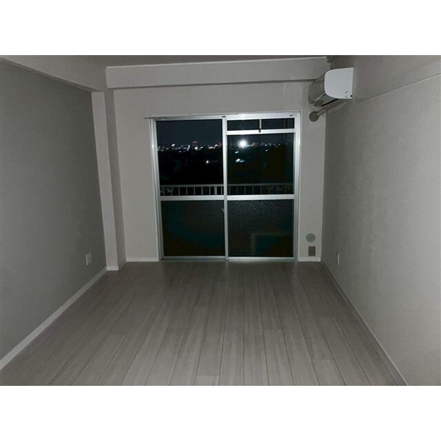 金子ビル リビング