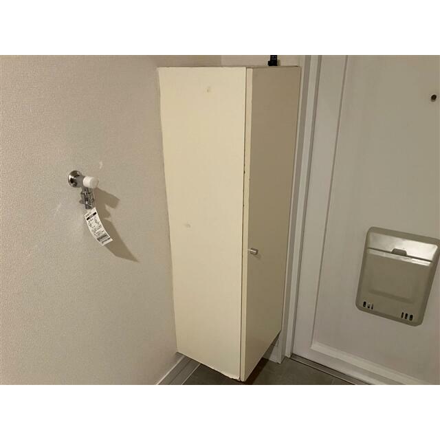 金子ビル 玄関