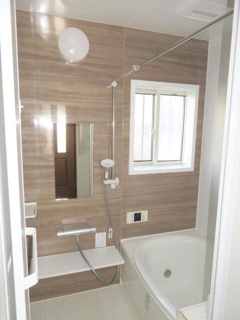 村井本藤沢６丁目貸家 風呂画像