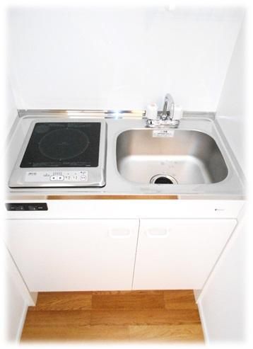 Live flat キッチン