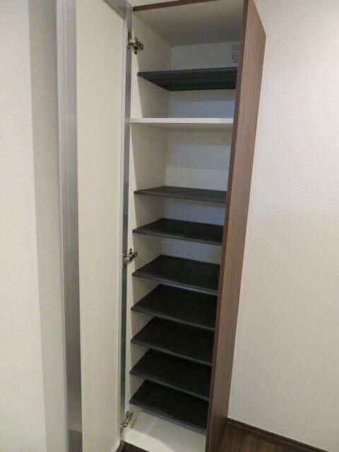 アムール渚 玄関