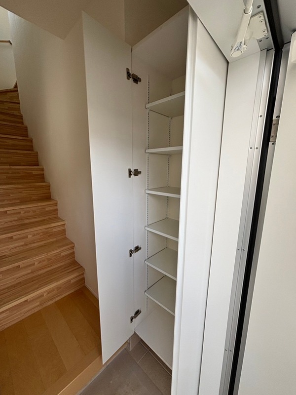 ビラ井上Ⅲ 玄関