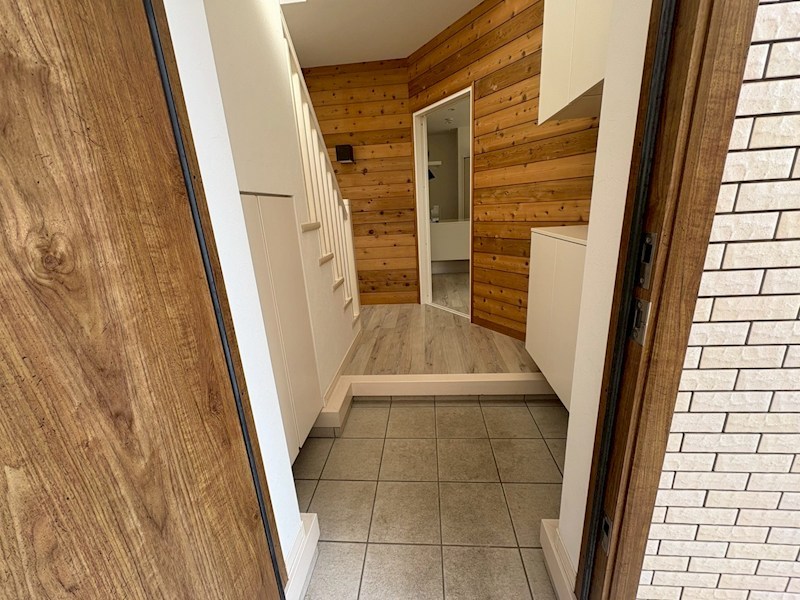 渋沢二丁目貸家 玄関