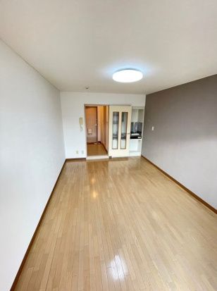 アショカニーローズ館 リビング