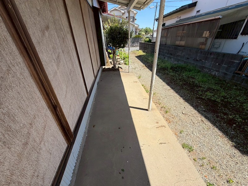 小田原市高田　貸戸建住宅 ベランダ