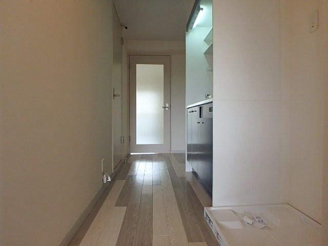 ハイブリッジ湘南Ⅲ 玄関