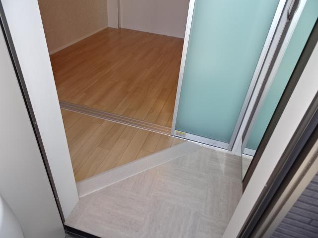 ラピスラズリ 玄関