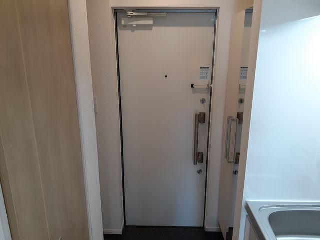 アンバーヒルズ 玄関