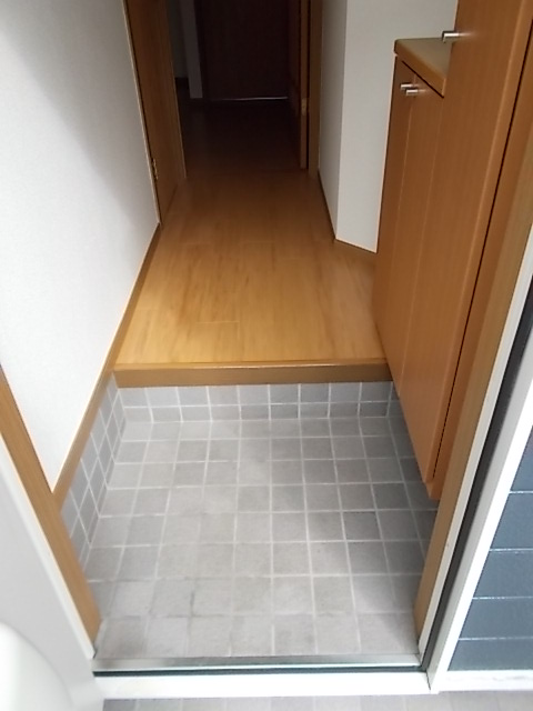 フォレストハイツＡ 玄関