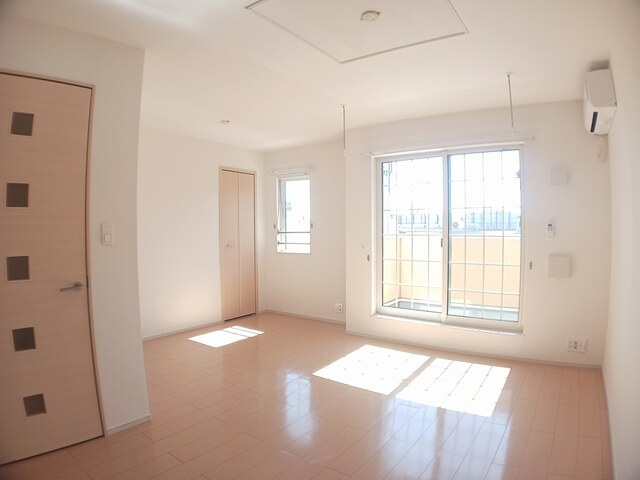 グリッティパレス湘南Ｂ リビング