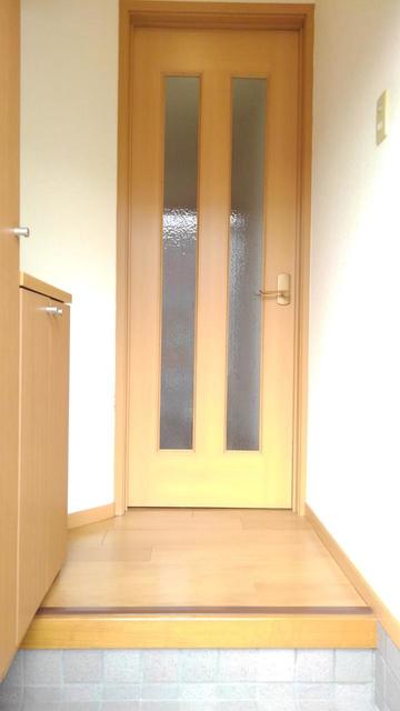 フォレスタ・ヴィラ 玄関