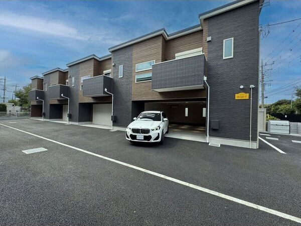 Garagea I 105号室 外観