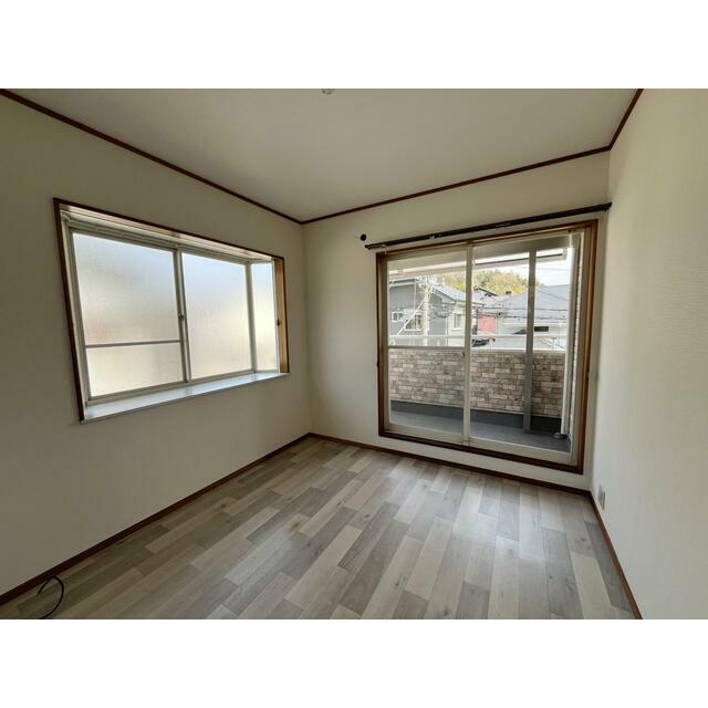 上荻野貸家 ベランダ