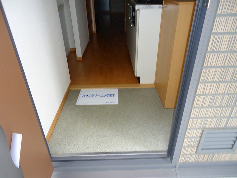 ワンズ　イースト 玄関