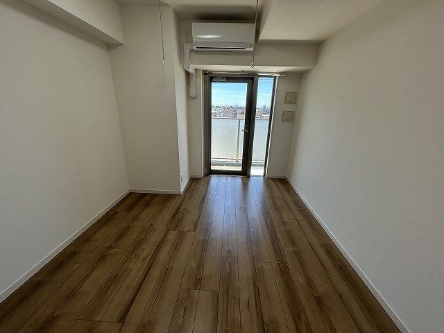 小田急伊勢原駅前マンション リビング