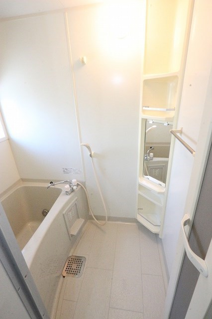 グリーンコンフォートＣ 風呂画像