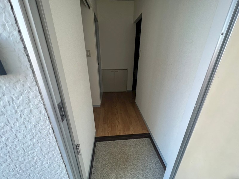 サンハウスケイ 玄関