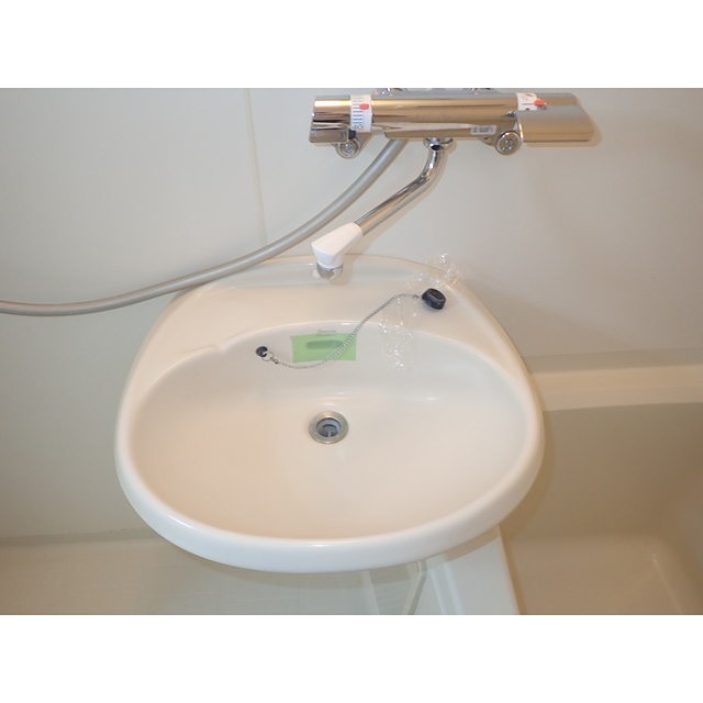 エステイトＥ藤沢　旧レピュート斉藤Ⅲ その他3