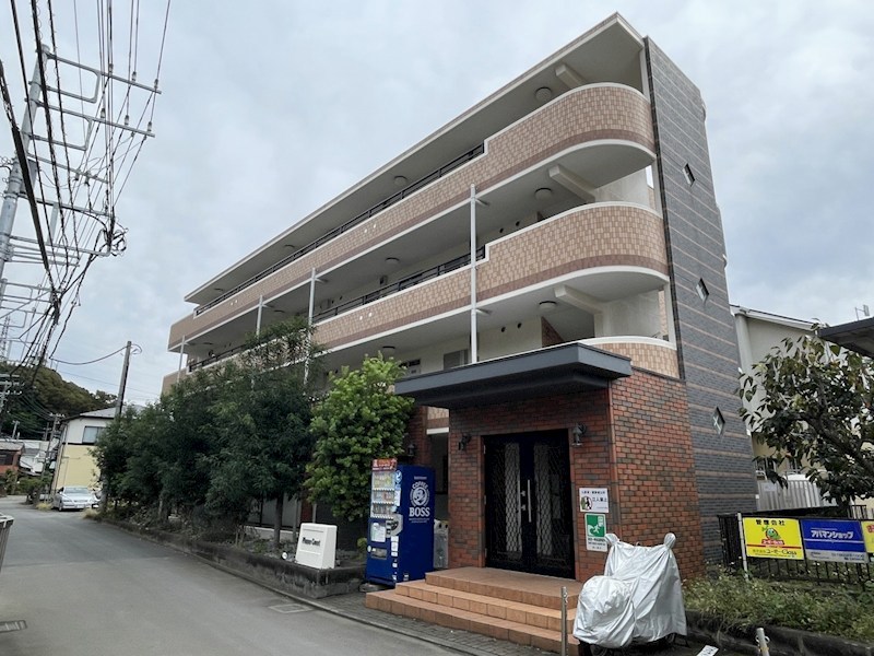 プルームコート 104号室 外観