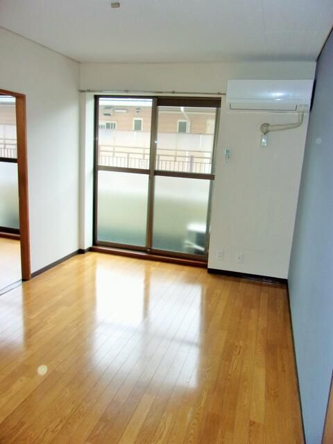 コートハイム第２ リビング