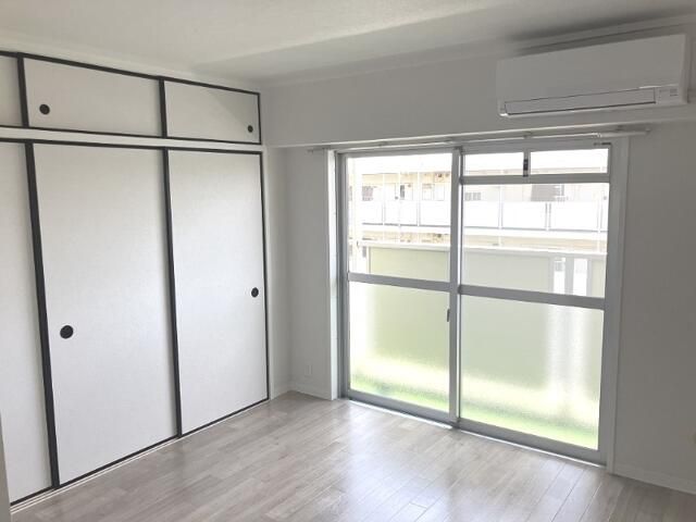 北茅ヶ崎アパートメント７号棟 リビング