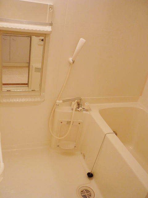 アンソレイエ　アオキ 風呂画像