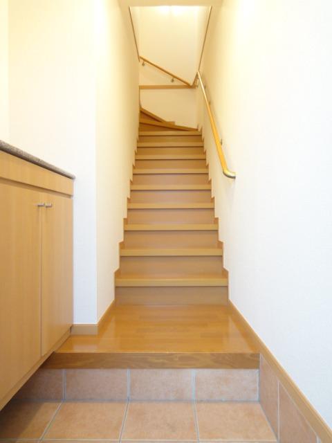 イースト　メゾン 玄関